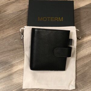 Moterm Leather Pocket Luxe 6-ring Planner Cover in Black - EUC